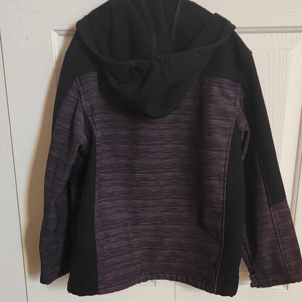 Coat - Picture 2 of 3